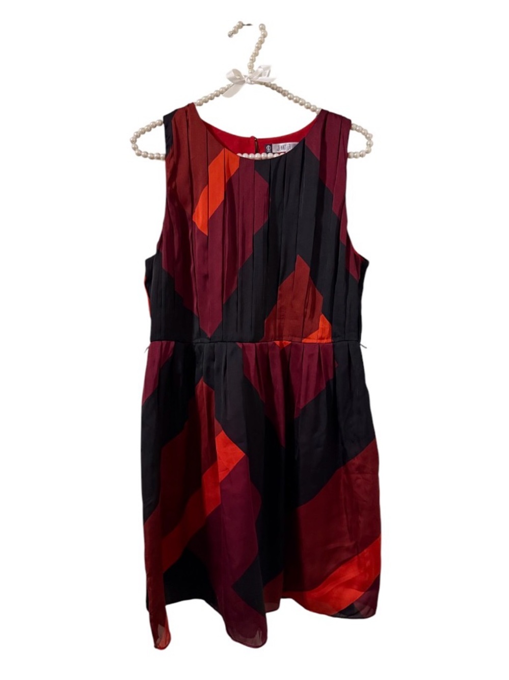 Jennifer Lopez Sleeveless Geometric Print Dress in Burgundy and Black